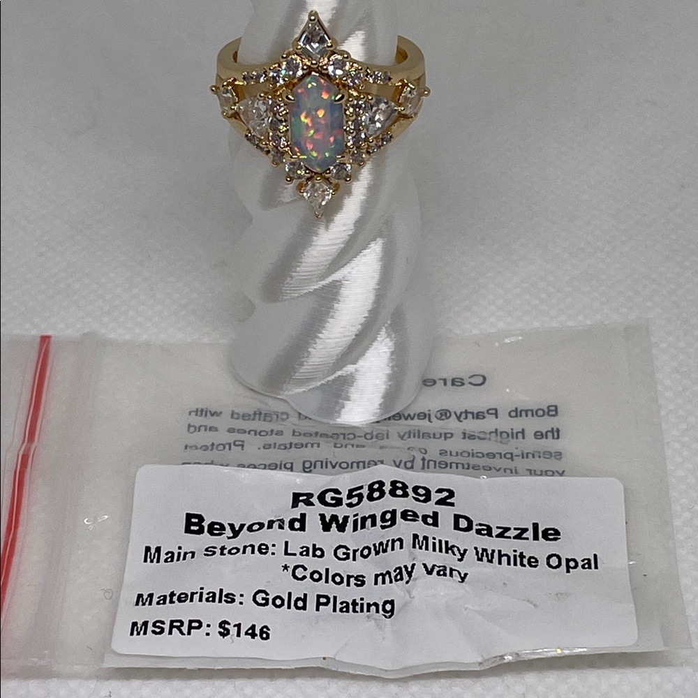 Beyond Winged Dazzle RG58892